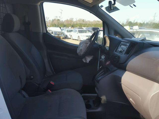 3N63M0ZN9GK695837 - 2016 CHEVROLET CITY EXPRE 白色 照片 5