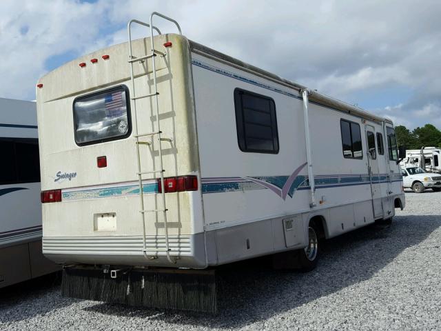 1GBKP37N0S3315698 - 1995 ARNES MOTORHOME WHITE photo 4