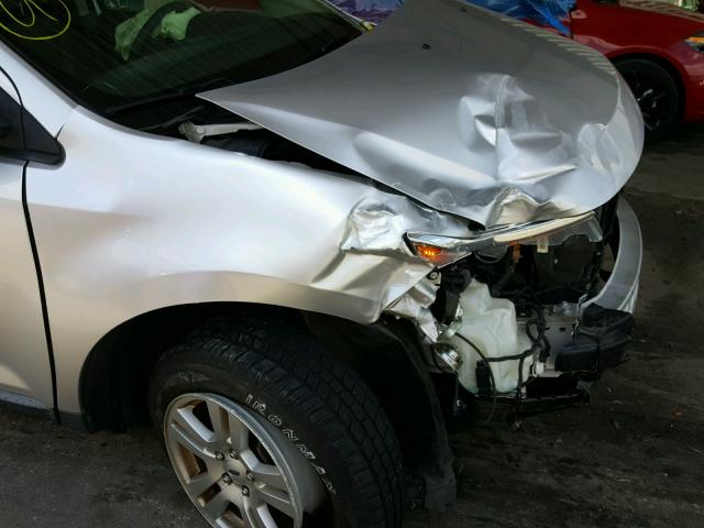 2FMDK3GC6BBB10125 - 2011 FORD EDGE SE SILVER photo 9