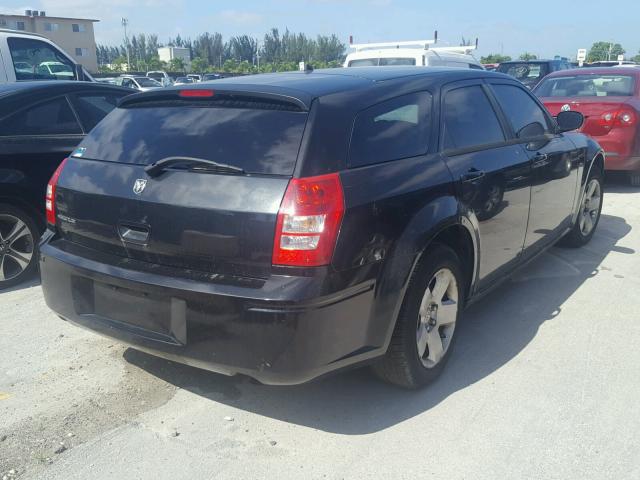 2D4FV47T48H221257 - 2008 DODGE MAGNUM BLACK photo 4