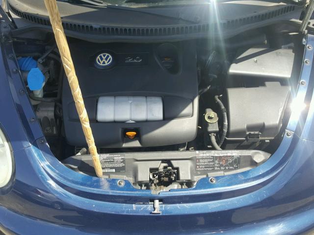 3VWCK21Y63M312717 - 2003 VOLKSWAGEN NEW BEETLE 蓝色 照片 7