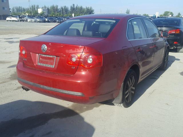 3VWRF71K36M625784 - 2006 VOLKSWAGEN JETTA 2.5 RED photo 4