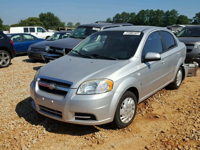 KL1TD56658B248505 - 2008 CHEVROLET AVEO BASE SILVER photo 2