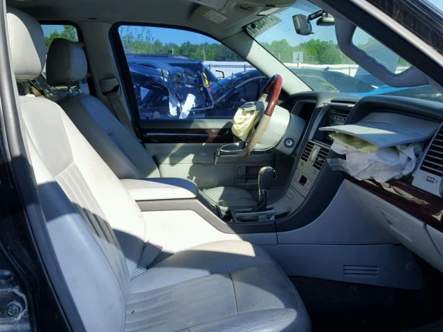 5LMEU68H64ZJ31838 - 2004 LINCOLN AVIATOR 黑色 照片 5