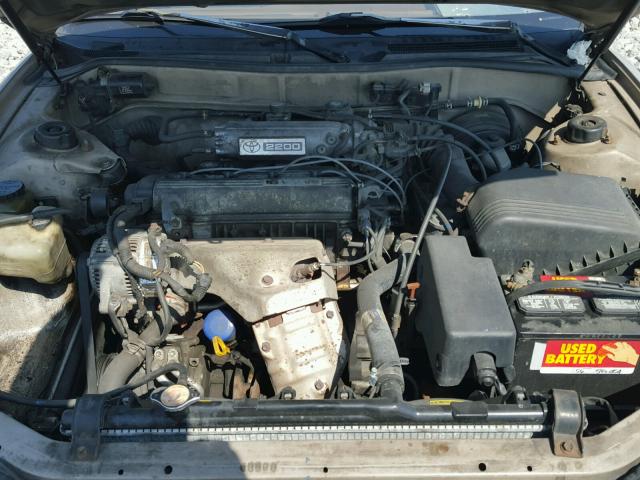 4T1BG12K6TU810444 - 1996 TOYOTA CAMRY DX GOLD photo 7