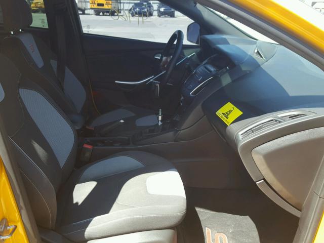 1FADP3L91FL240860 - 2015 FORD FOCUS ST YELLOW photo 5