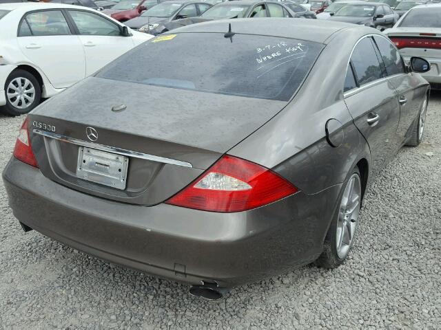 WDDDJ75X36A013587 - 2006 MERCEDES-BENZ CLS 500C BROWN photo 4