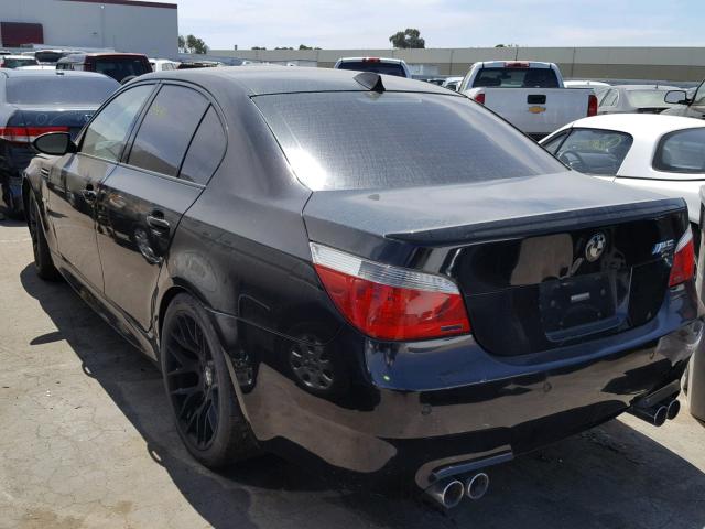 WBSNB93536B583505 - 2006 BMW M5 BLACK photo 3