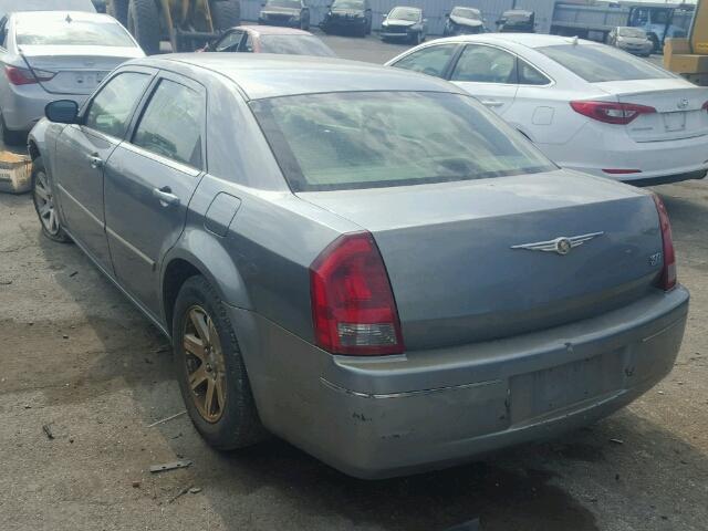 2C3KA53G67H840791 - 2007 CHRYSLER 300 TOURIN SILVER photo 3