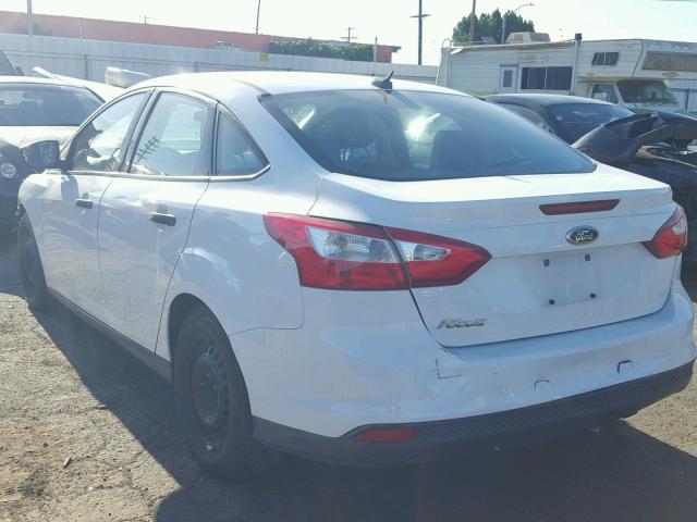 1FADP3E27EL200572 - 2014 FORD FOCUS S WHITE photo 3