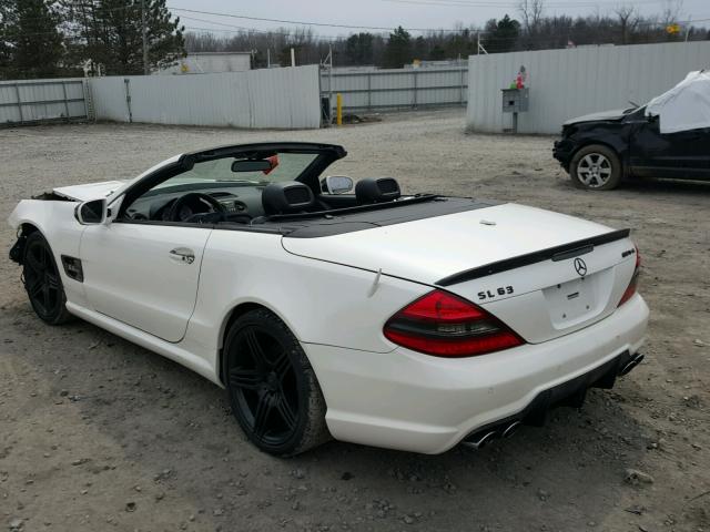 WDBSK70F49F152386 - 2009 MERCEDES-BENZ SL 63 AMG WHITE photo 9