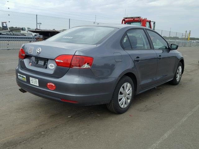 3VW2K7AJ9EM428332 - 2014 VOLKSWAGEN JETTA BASE GRAY photo 4