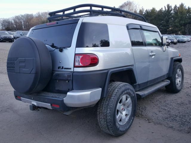 JTEBU11F970047202 - 2007 TOYOTA FJ CRUISER SILVER photo 4