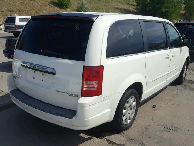 2A8HR44E59R551672 - 2009 CHRYSLER TOWN & COU WHITE photo 4