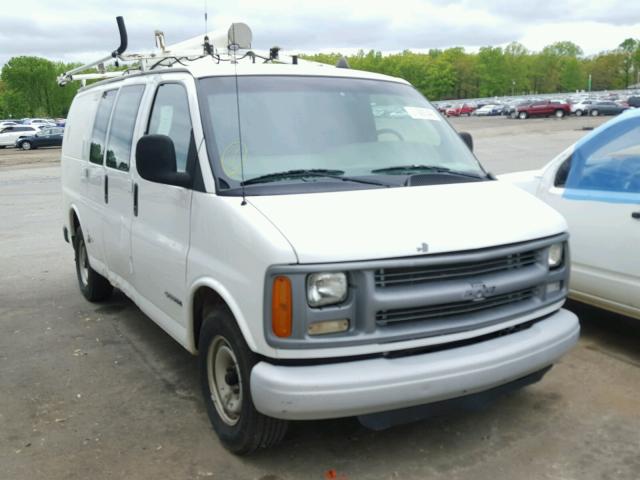 1GCFG25W9Y1174668 - 2000 CHEVROLET EXPRESS G2 WHITE photo 1