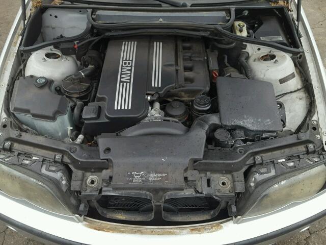 WBAAZ33404KP85735 - 2004 BMW 325 IS SUL GRAY photo 7