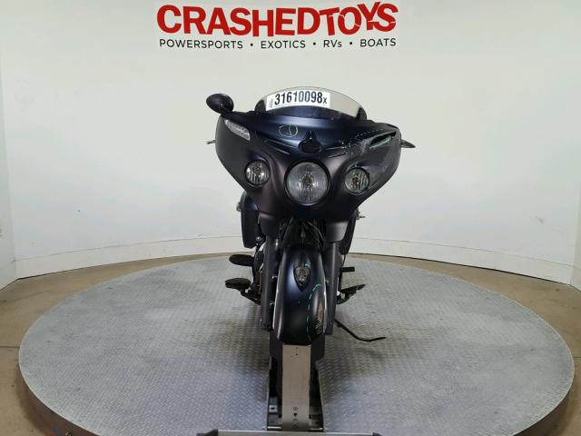 56KTCDAA5H3343281 - 2017 INDIAN MOTORCYCLE CO. CHIEFTAIN BLACK photo 3