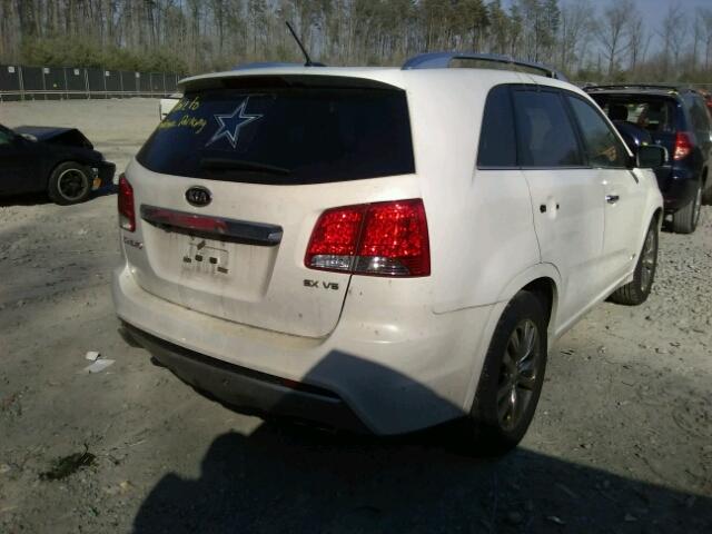 5XYKWDA25BG088796 - 2011 KIA SORENTO SX WHITE photo 4