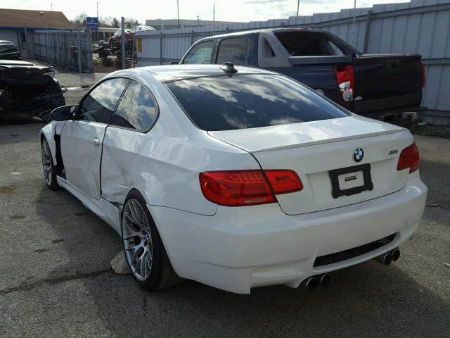 WBSKG9C59BE646071 - 2011 BMW M3 WHITE photo 3