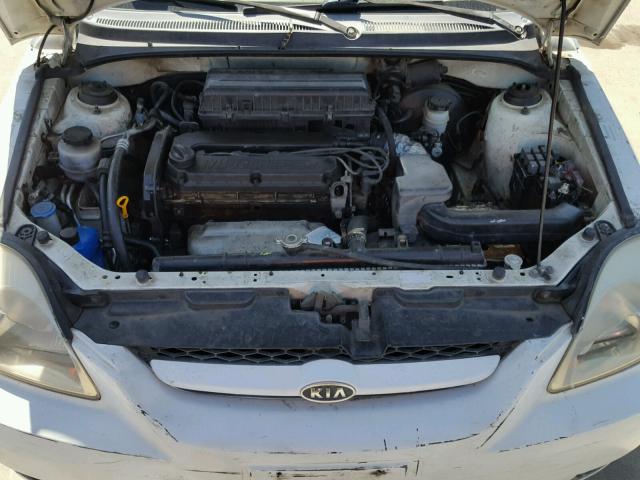 KNADC165736148811 - 2003 KIA RIO CINCO WHITE photo 7