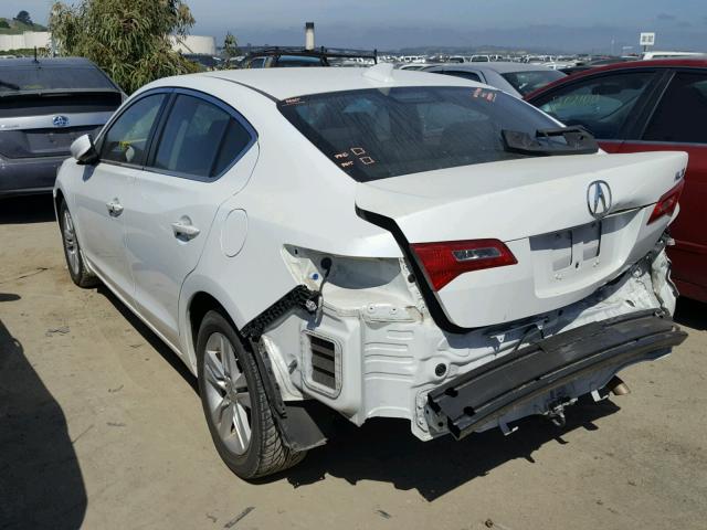 19VDE1F37DE020083 - 2013 ACURA ILX 20 WHITE photo 3