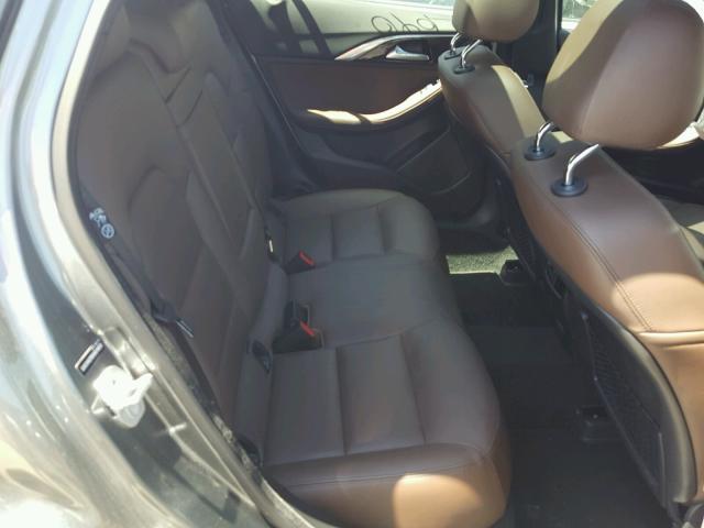 SJKCH5CRXHA018635 - 2017 INFINITI QX30 BASE GRAY photo 6