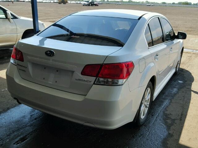 4S3BMCF62A3230505 - 2010 SUBARU LEGACY 2.5 WHITE photo 4