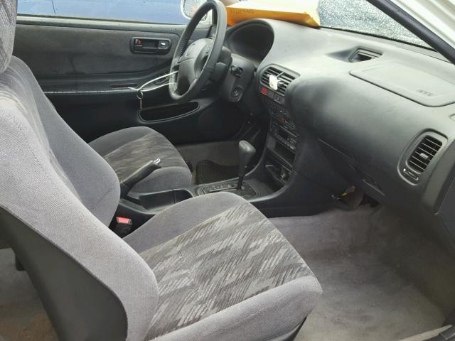 JH4DC44531S006238 - 2001 ACURA INTEGRA LS WHITE photo 5