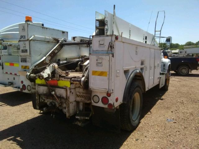 1GBM7H1J5PJ108514 - 1993 CHEVROLET KODIAK C7H WHITE photo 4