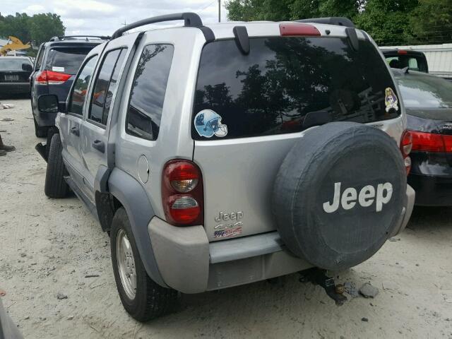 1J4GL48K26W117520 - 2006 JEEP LIBERTY SP SILVER photo 3