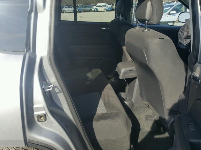 1C4NJDBB2HD142847 - 2017 JEEP COMPASS SP GRAY photo 6