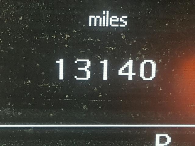 SJKCH5CP4HA025949 - 2017 INFINITI QX30 BASE GRAY photo 8