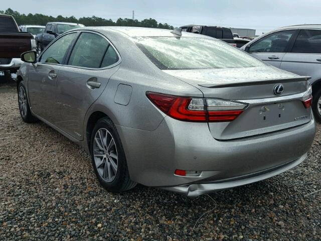 JTHBW1GG7G2117099 - 2016 LEXUS ES 300H SILVER photo 3