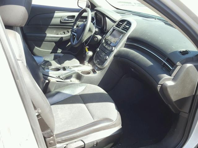 1G11C5SL4EF153252 - 2014 CHEVROLET MALIBU 1LT ვერცხლისფერი ფოტო 5