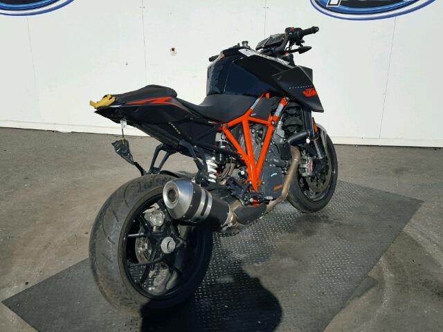 VBKV3940XFM917961 - 2015 KTM 1290 SUPER BLACK photo 4