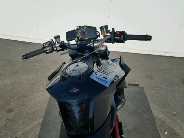 VBKV3940XFM917961 - 2015 KTM 1290 SUPER BLACK photo 5