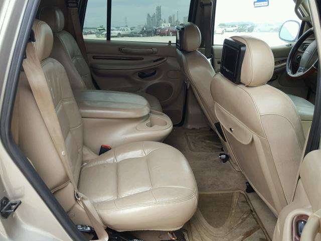 5LMEU27R32LJ17012 - 2002 LINCOLN NAVIGATOR TAN photo 6