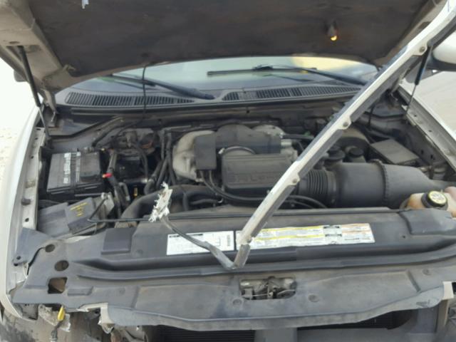 5LMEU27R32LJ17012 - 2002 LINCOLN NAVIGATOR TAN photo 7