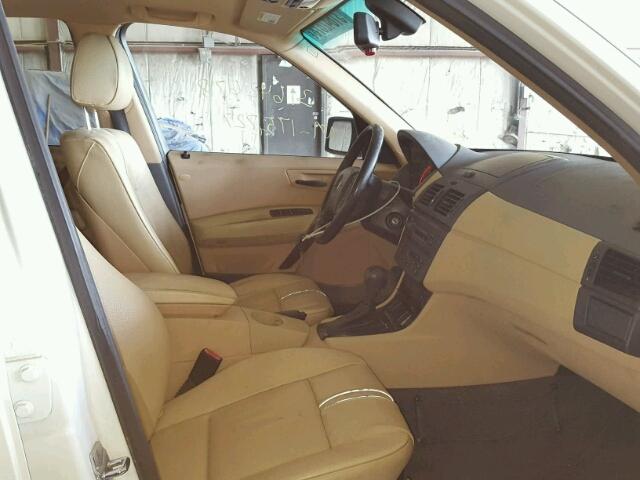 WBXPA73454WB24776 - 2004 BMW X3 2.5I WHITE photo 5