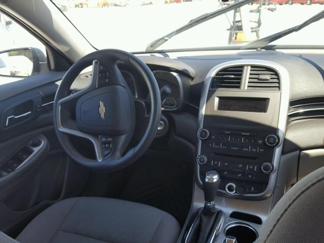 1G11B5SL5FF284324 - 2015 CHEVROLET MALIBU LS 蓝色 照片 9