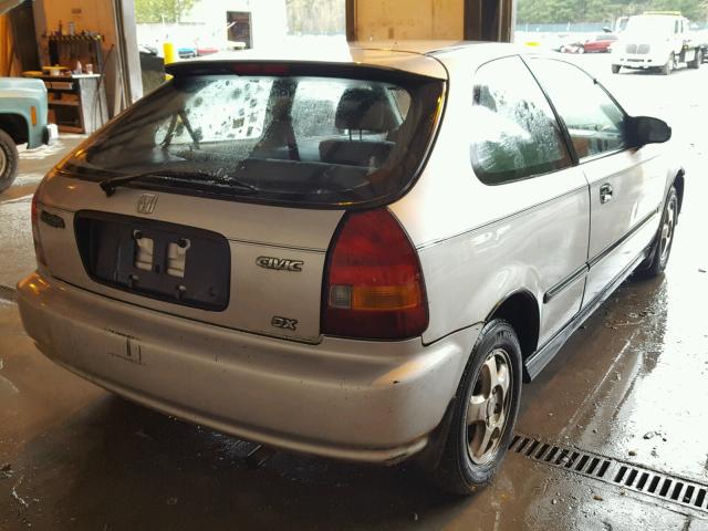 2HGEJ6449TH111473 - 1996 HONDA CIVIC DX SILVER photo 4