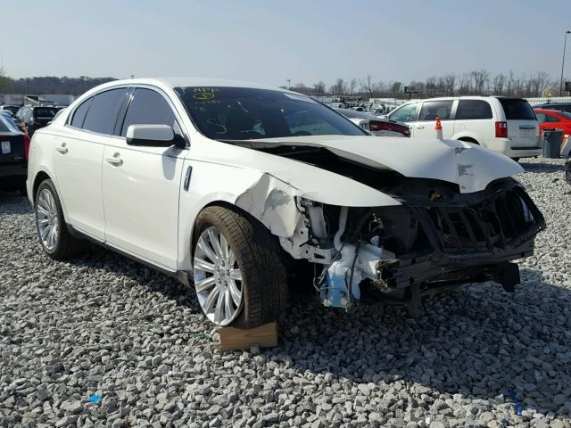 1LNHM93R59G629422 - 2009 LINCOLN MKS WHITE photo 1