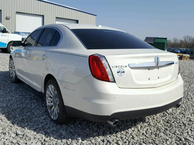 1LNHM93R59G629422 - 2009 LINCOLN MKS WHITE photo 3