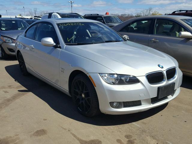 WBAWC7C54AE271498 - 2010 BMW 335 XI فضي صورة 1