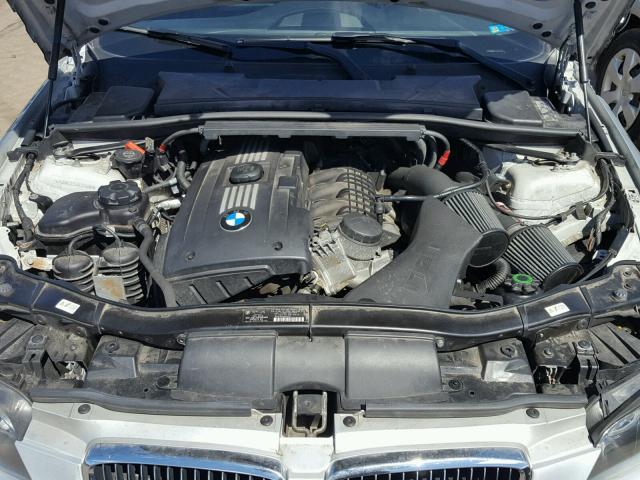 WBAWC7C54AE271498 - 2010 BMW 335 XI فضي صورة 7