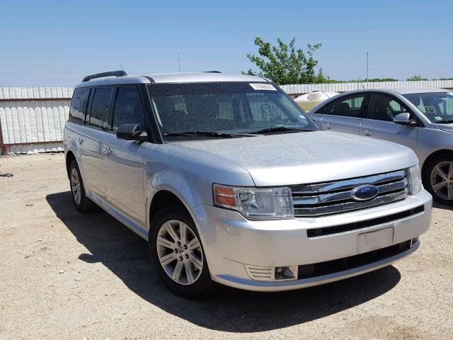 2FMGK5BC5BBD00773 - 2011 FORD FLEX SE SILVER photo 1