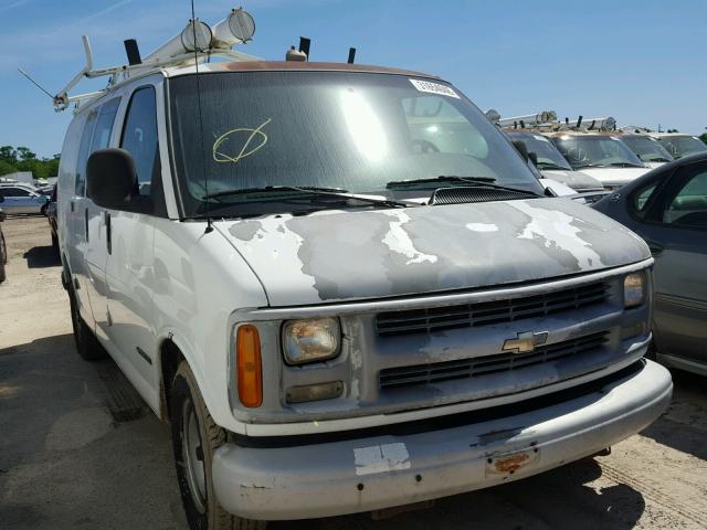 1GCFG25W4Y1108755 - 2000 CHEVROLET EXPRESS G2 WHITE photo 1