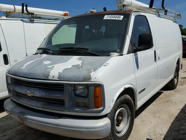 1GCFG25W4Y1108755 - 2000 CHEVROLET EXPRESS G2 WHITE photo 2