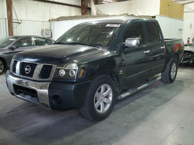 1N6AA07AX4N567869 - 2004 NISSAN TITAN XE GREEN photo 2