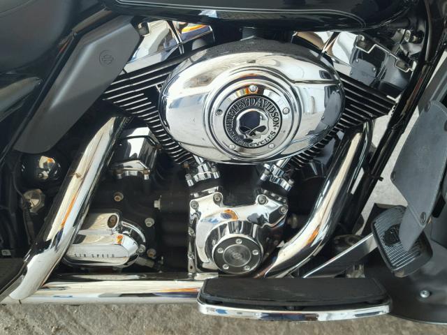 1HD1FC4187Y721927 - 2007 HARLEY-DAVIDSON FLHTCUI BLACK photo 7